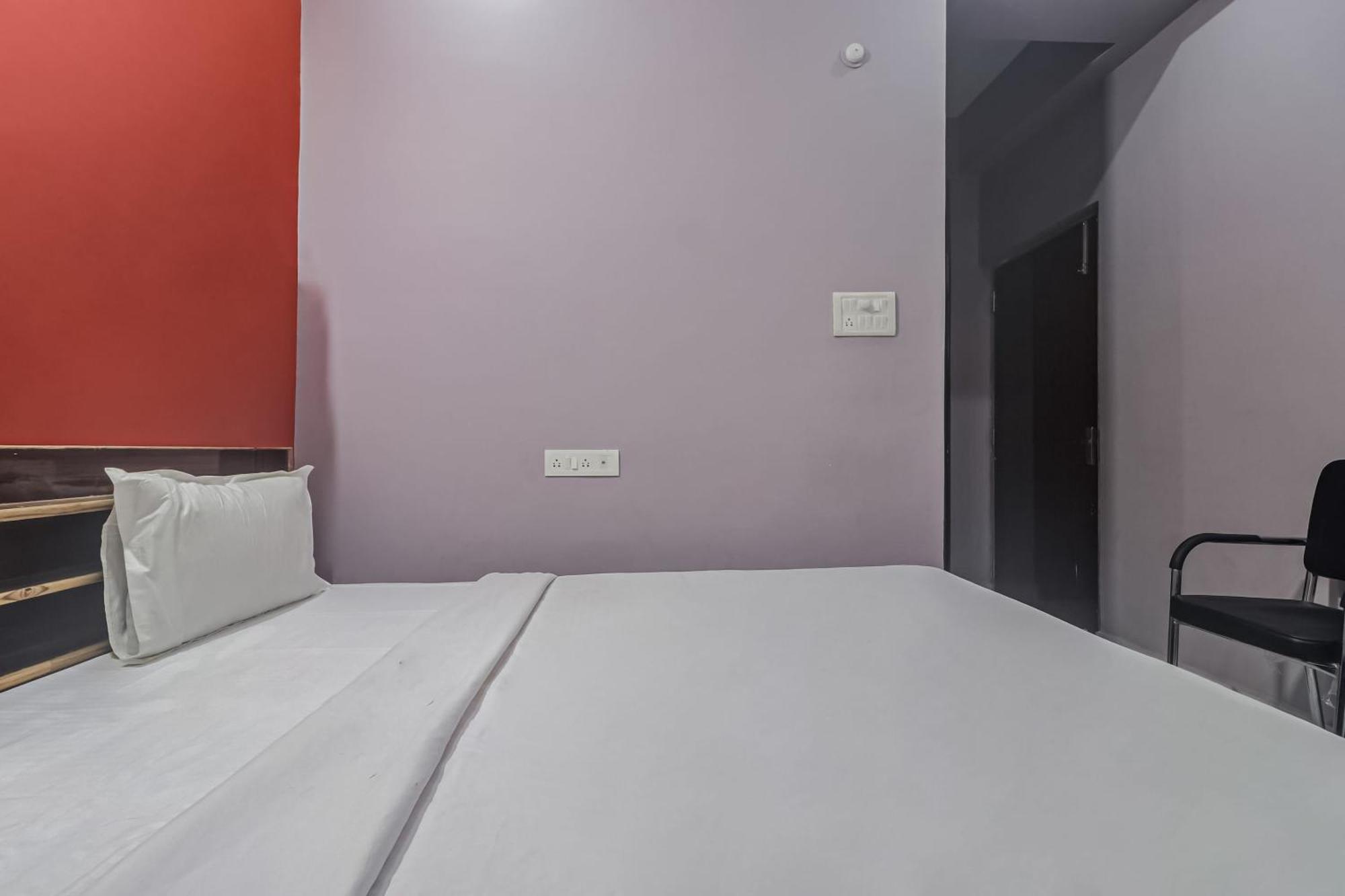 Hotel O Kautilya Inn Danapur Exterior photo